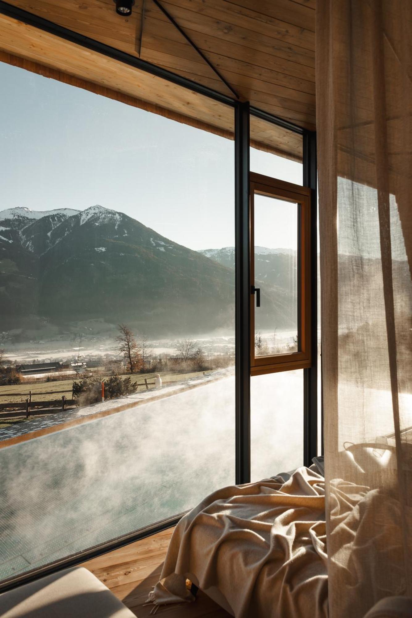 Aster Boutique Hotel & Chalets Fuegenberg Eksteriør bilde