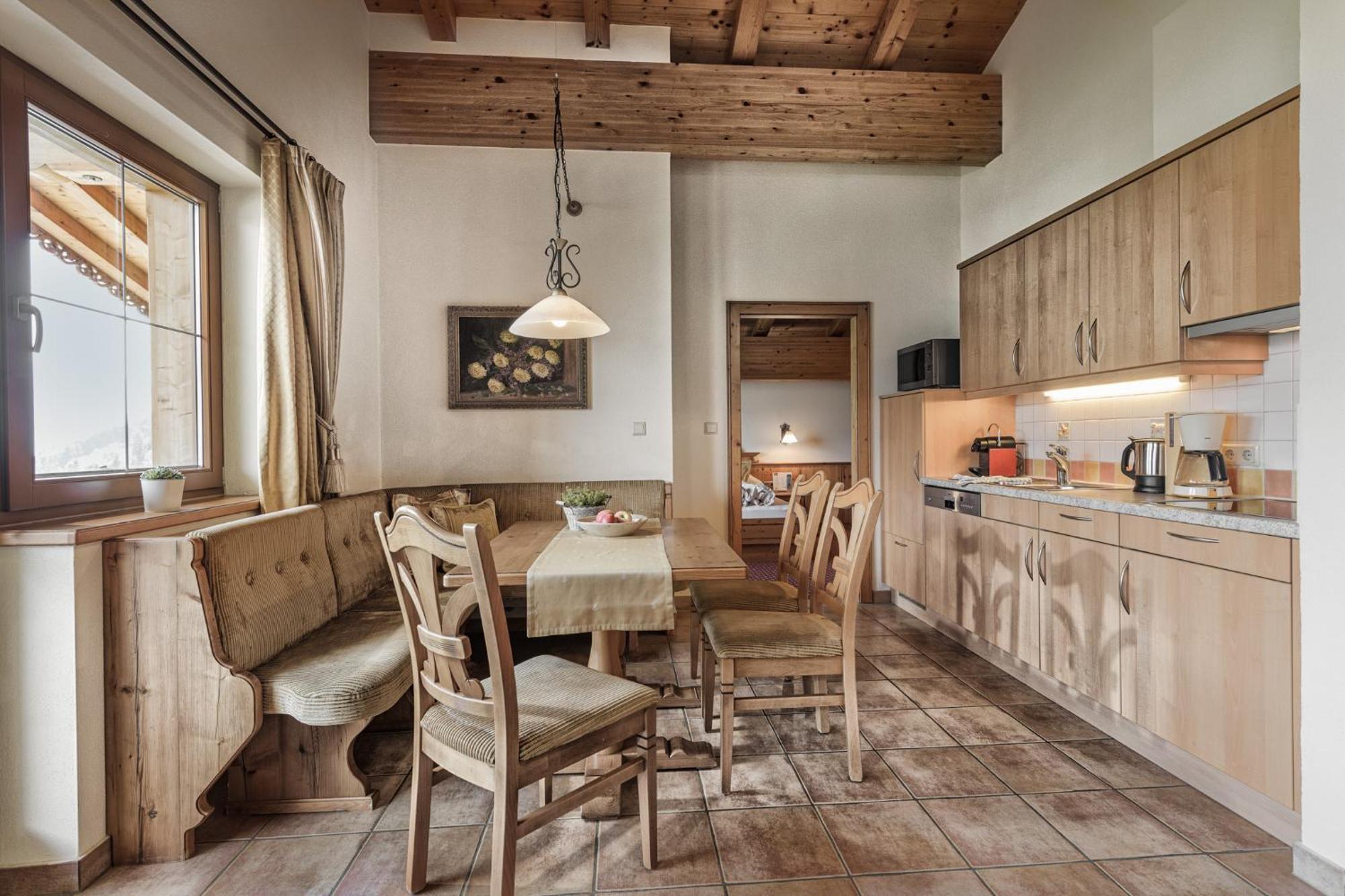 Aster Boutique Hotel & Chalets Fuegenberg Eksteriør bilde